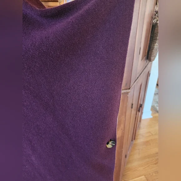 LOFT Knit Sweater Poncho with side Buttons Burgundy One Size - Picture 2 of 5